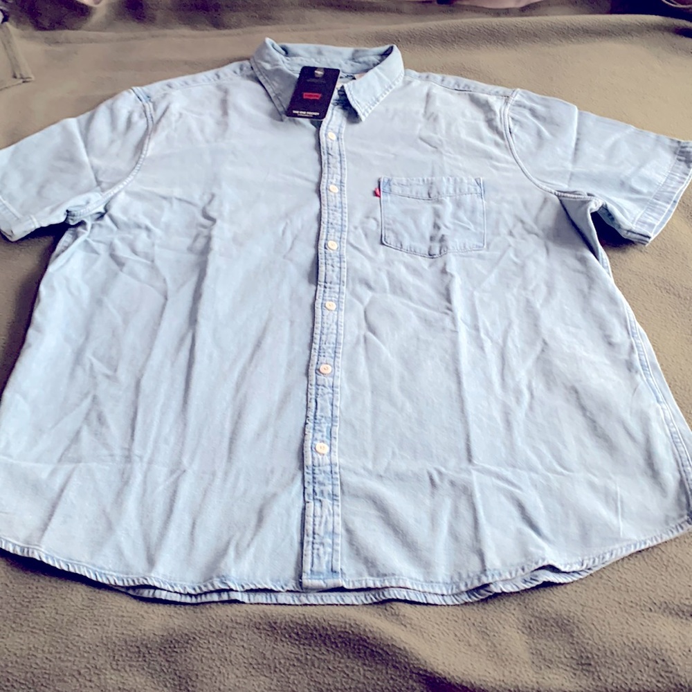 NWT Levi’s blue, short sleeve button up. Labeled XXL, more like large.